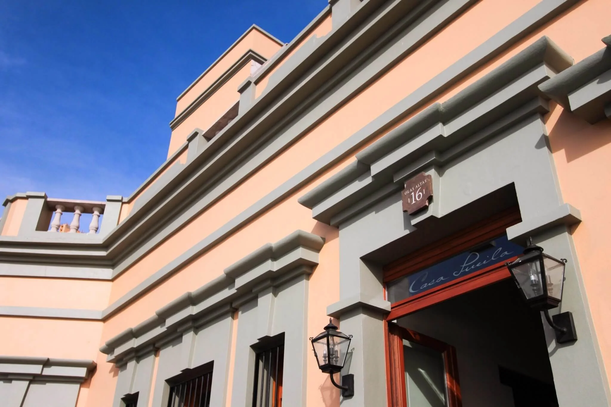 Art deco facade of Casa Lucila, Mazatlán.