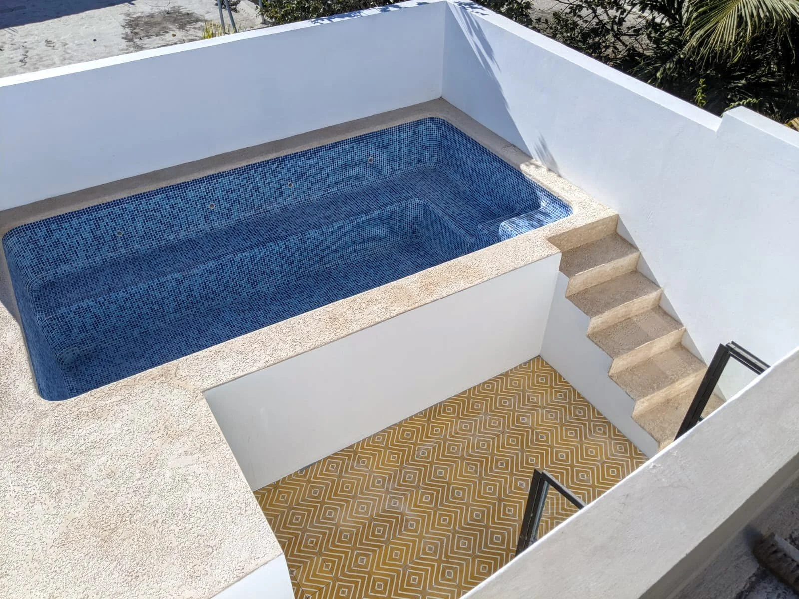 Casa Viva rooftop pool